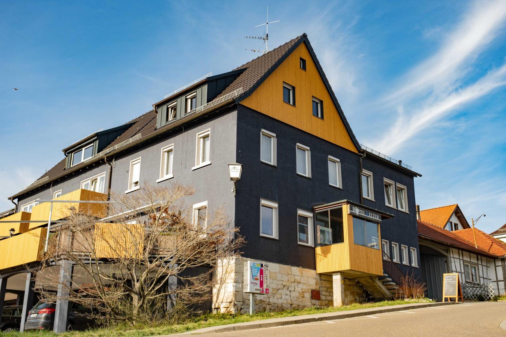 Hotel-Restaurant Kelter Esslingen am Neckar Exterior photo
